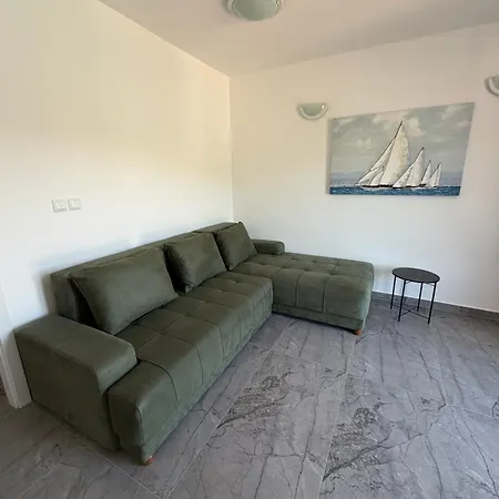 Apartman Nela *