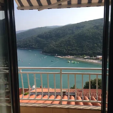 Nela Apartman